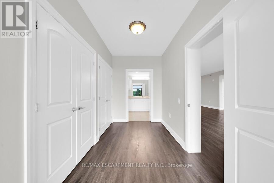 418 - 3290 New Street, Burlington, Ontario  L7N 1M8 - Photo 16 - W12457408