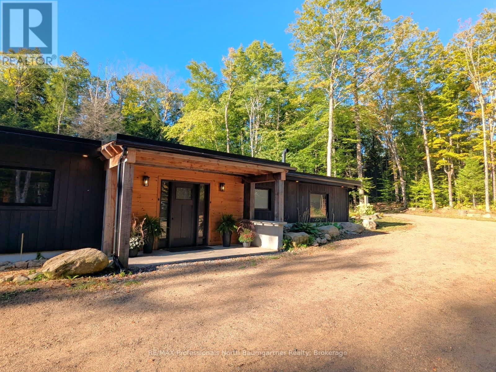 1592 Buckslide Road, Algonquin Highlands, Ontario  K0M 1S0 - Photo 50 - X12457432