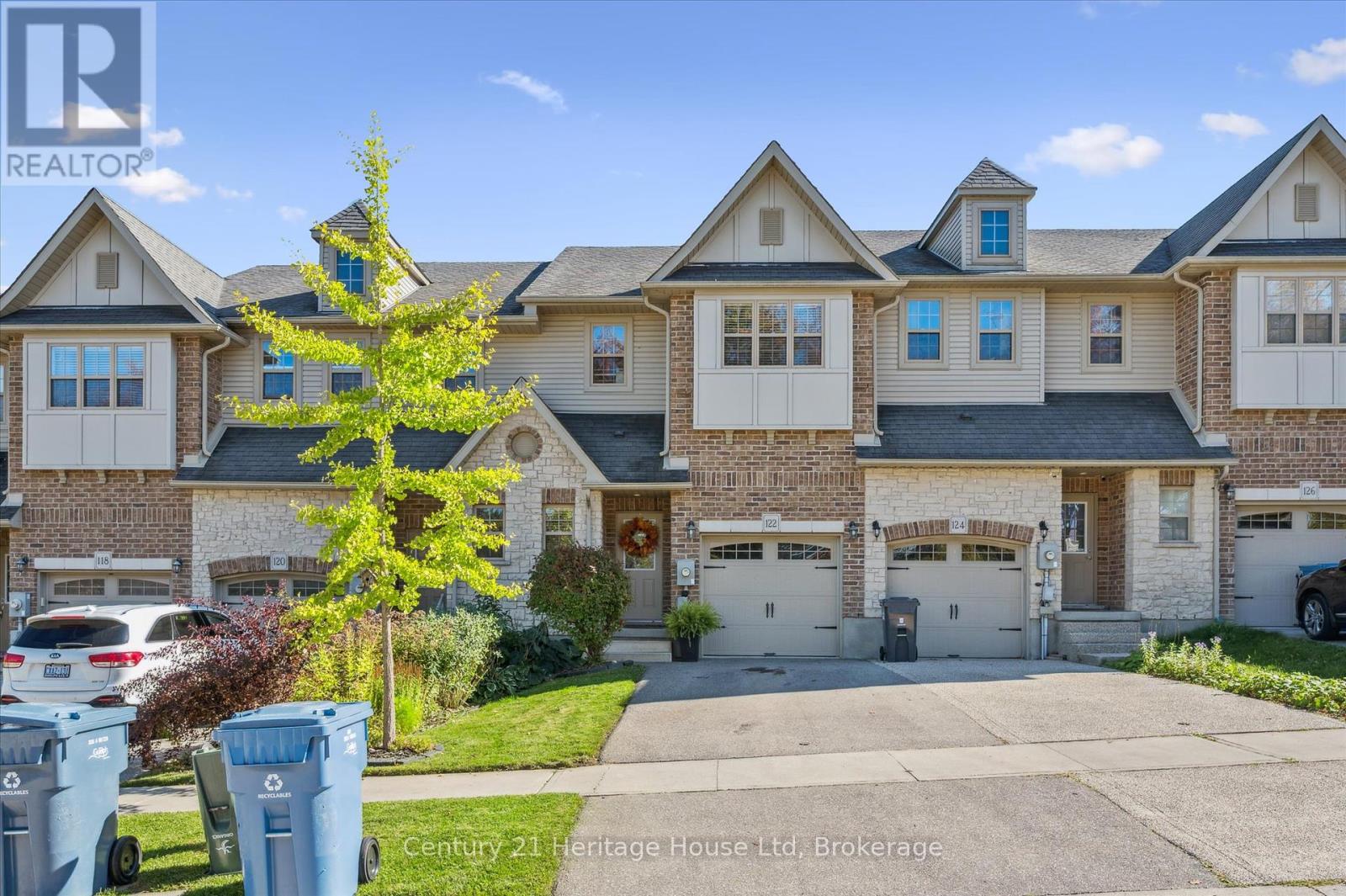 122 Creighton Avenue, Guelph, Ontario  N1E 0H8 - Photo 2 - X12457443