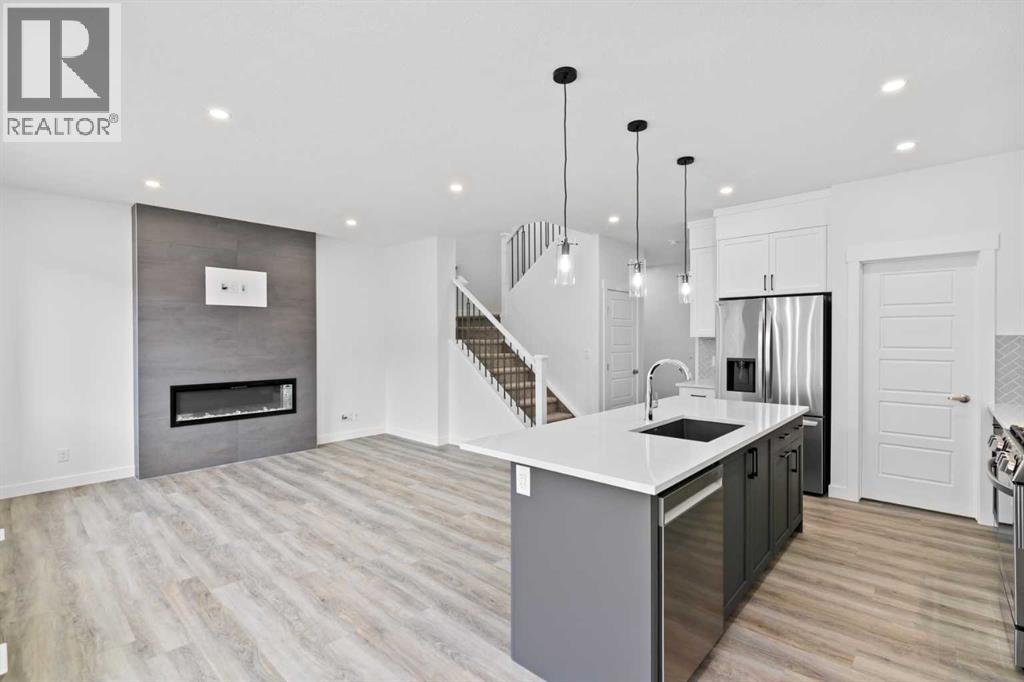 121 Creekstone Landing Sw, Calgary, Alberta  T2X 5E8 - Photo 11 - A2258100