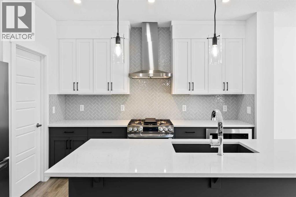 121 Creekstone Landing Sw, Calgary, Alberta  T2X 5E8 - Photo 10 - A2258100