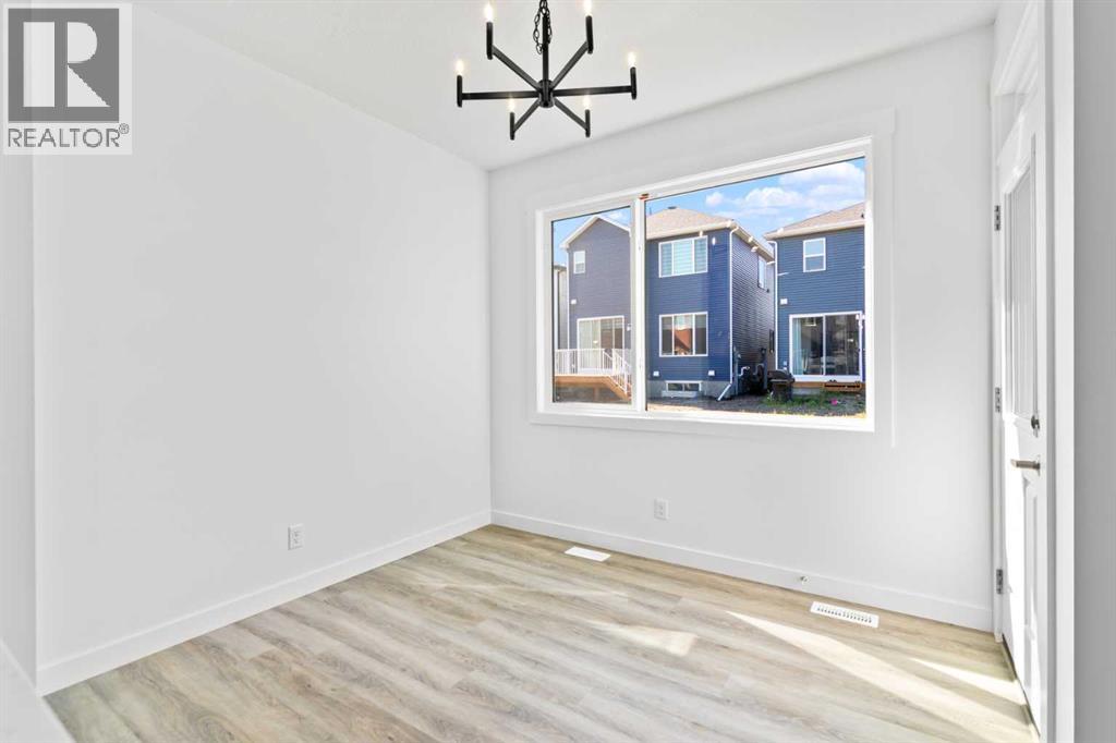 121 Creekstone Landing Sw, Calgary, Alberta  T2X 5E8 - Photo 12 - A2258100