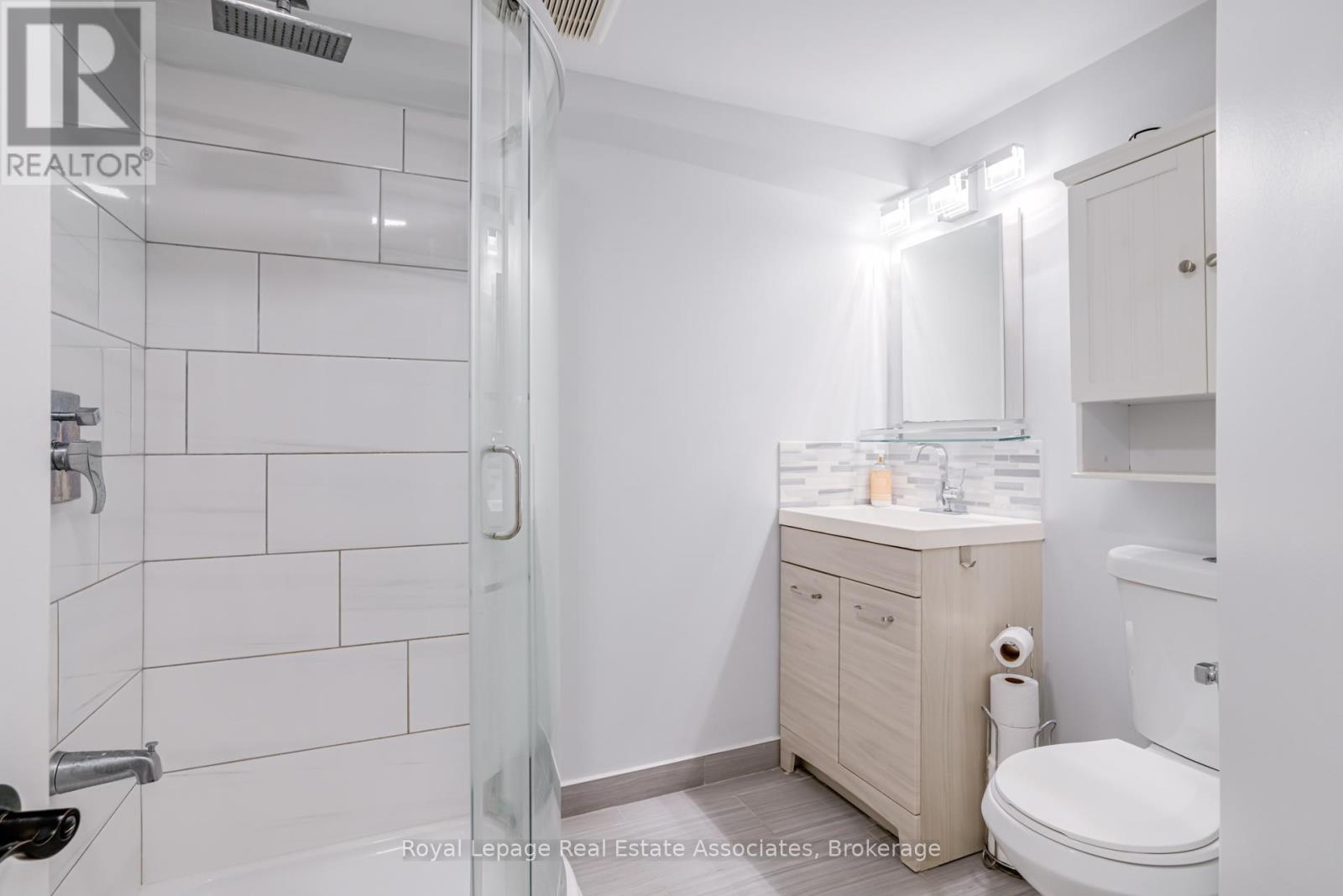 41 Woolley Street, Cambridge, Ontario  N1R 5J7 - Photo 6 - X12455634