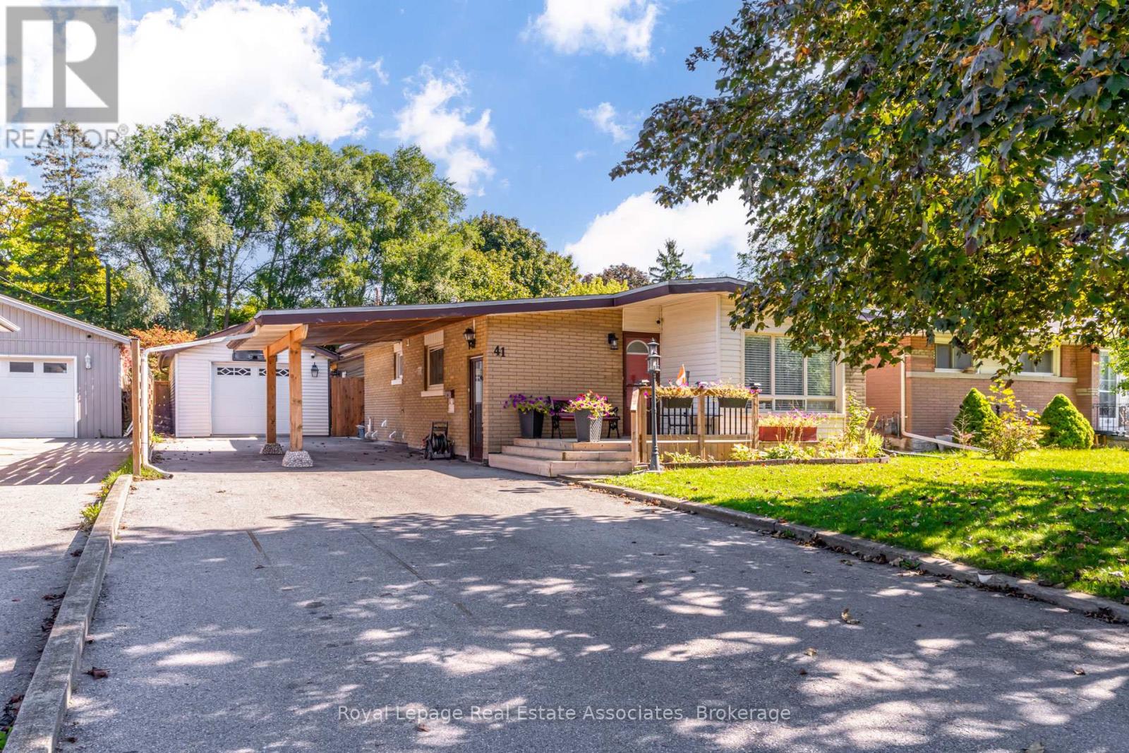 41 Woolley Street, Cambridge, Ontario  N1R 5J7 - Photo 10 - X12455634