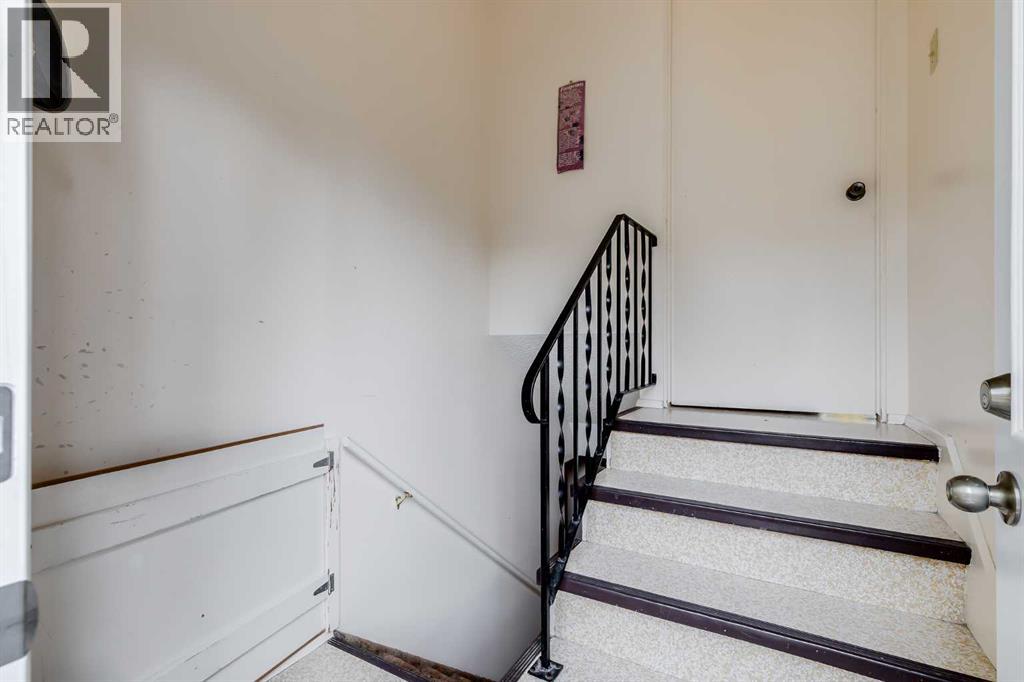 311 Midridge Road Se, Calgary, Alberta  T2X 1E1 - Photo 17 - A2263544