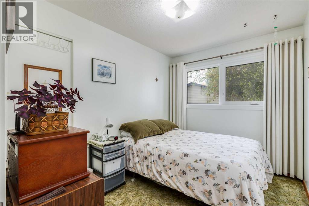 311 Midridge Road Se, Calgary, Alberta  T2X 1E1 - Photo 14 - A2263544