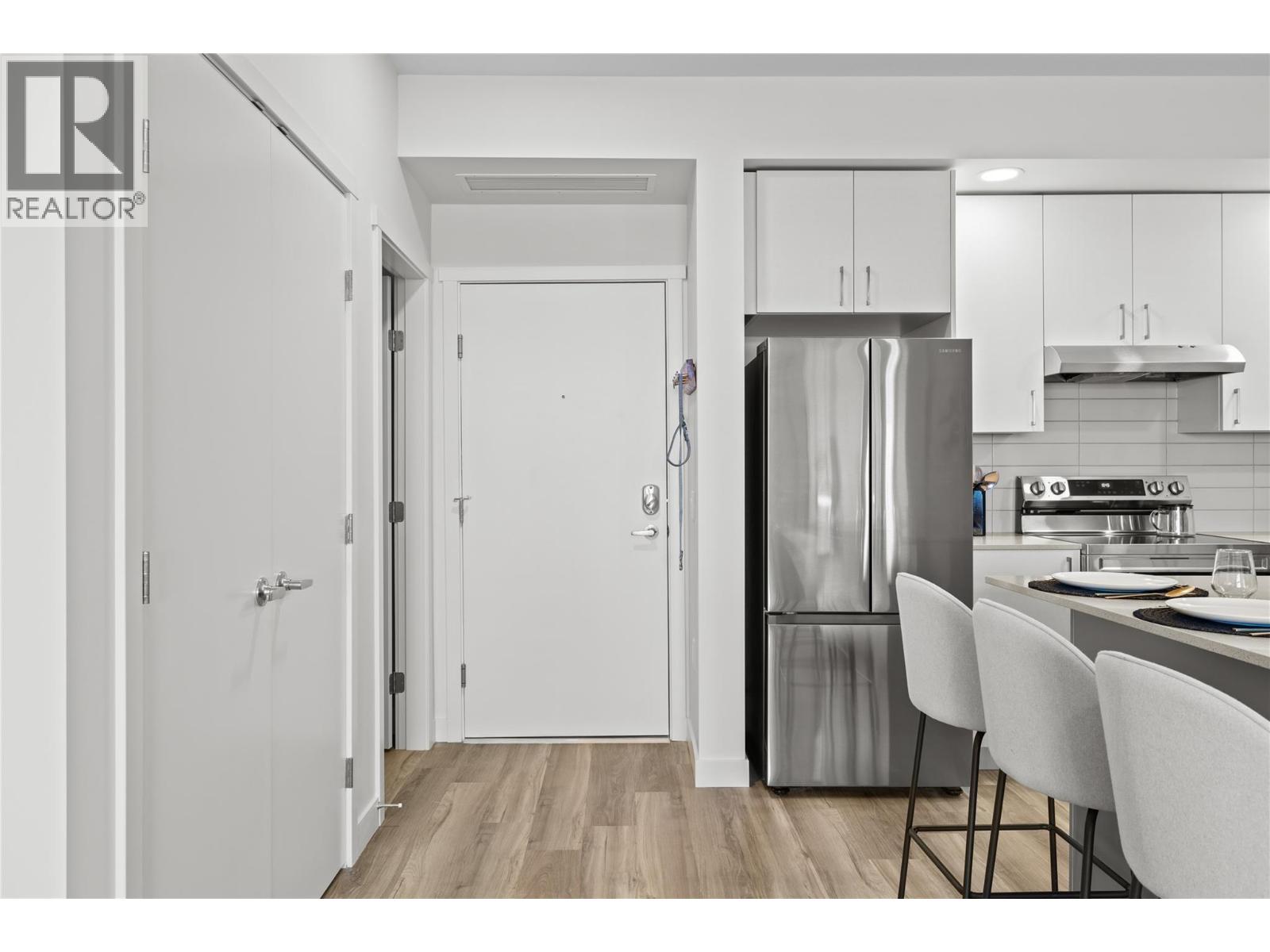 1111 Frost Road Unit# 310, Kelowna, British Columbia  V1W 0G8 - Photo 2 - 10365655