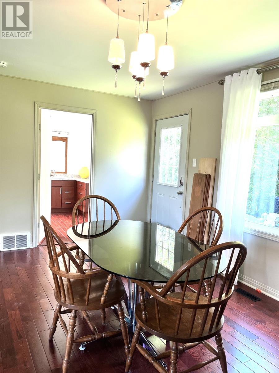 90 Aspen Street, Ear Falls, Ontario  P0V 1T0 - Photo 2 - TB252893