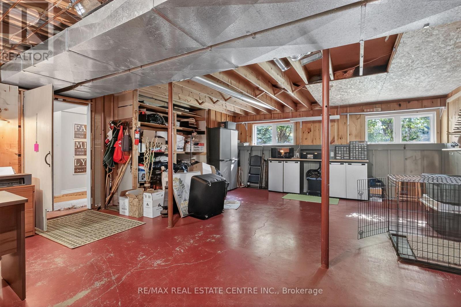 8424 6 Line, Wellington North, Ontario  N0G 2E0 - Photo 33 - X12457296