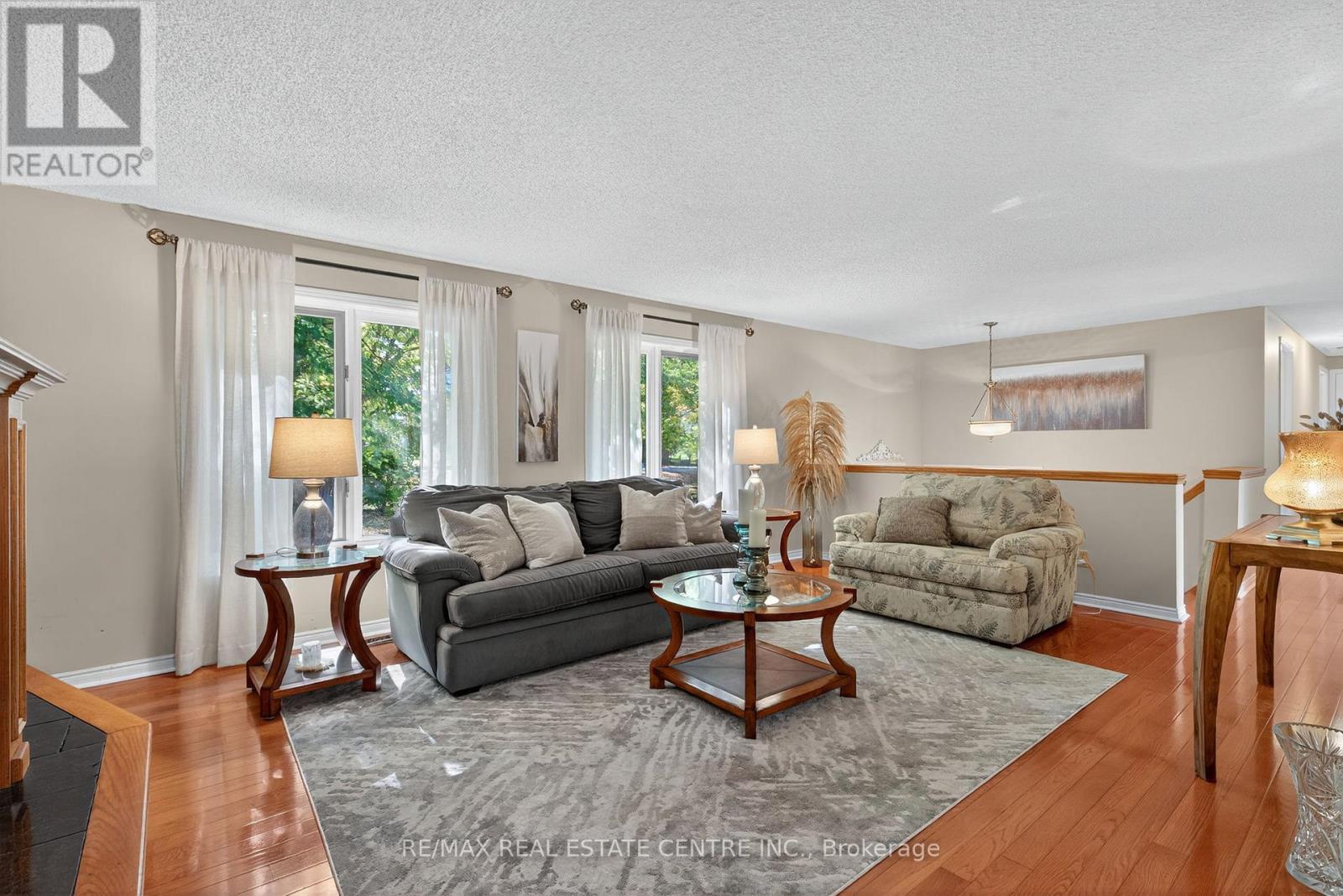 8424 6 Line, Wellington North, Ontario  N0G 2E0 - Photo 4 - X12457296