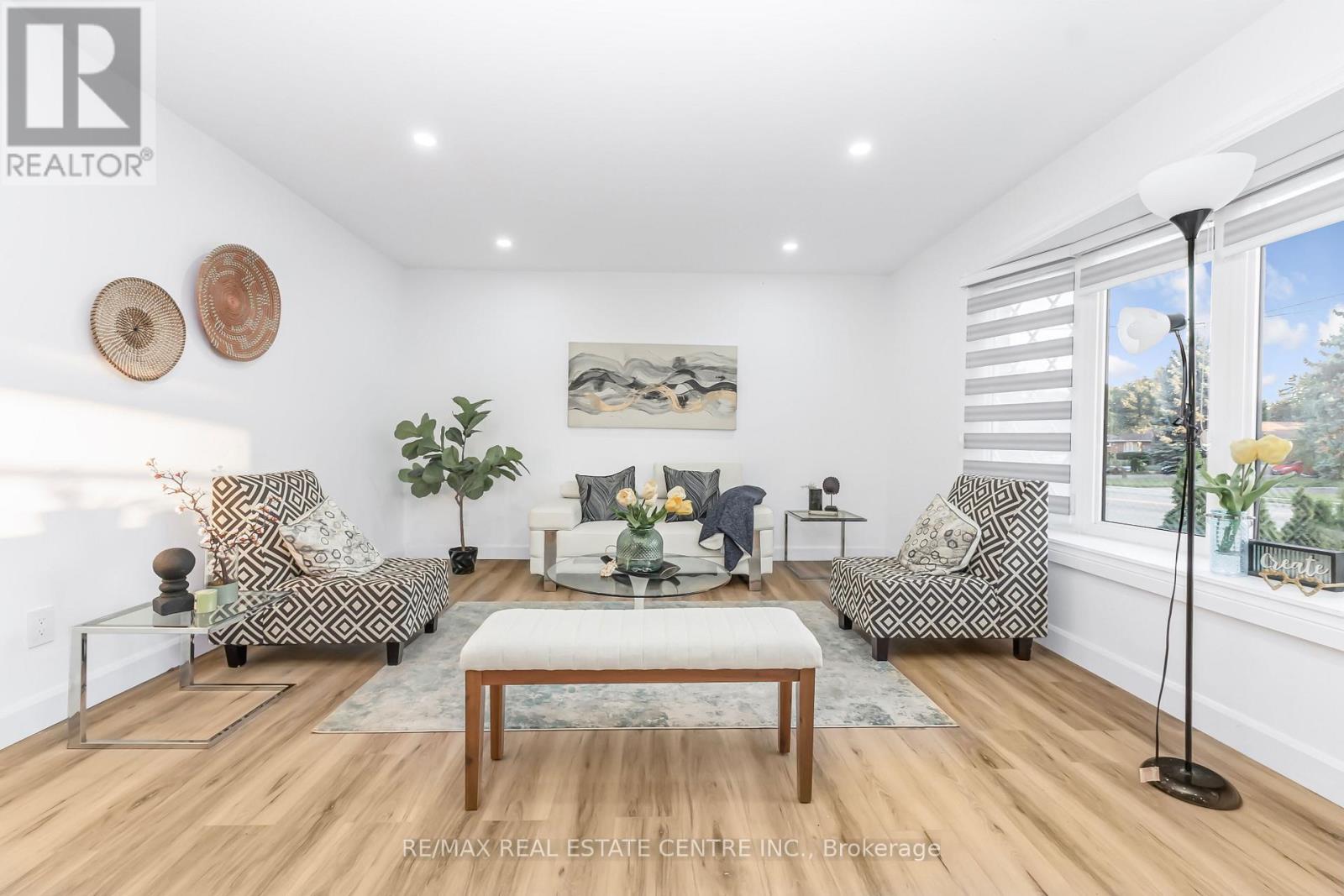959 Mohawk Road E, Hamilton, Ontario  L8T 2R9 - Photo 18 - X12457299