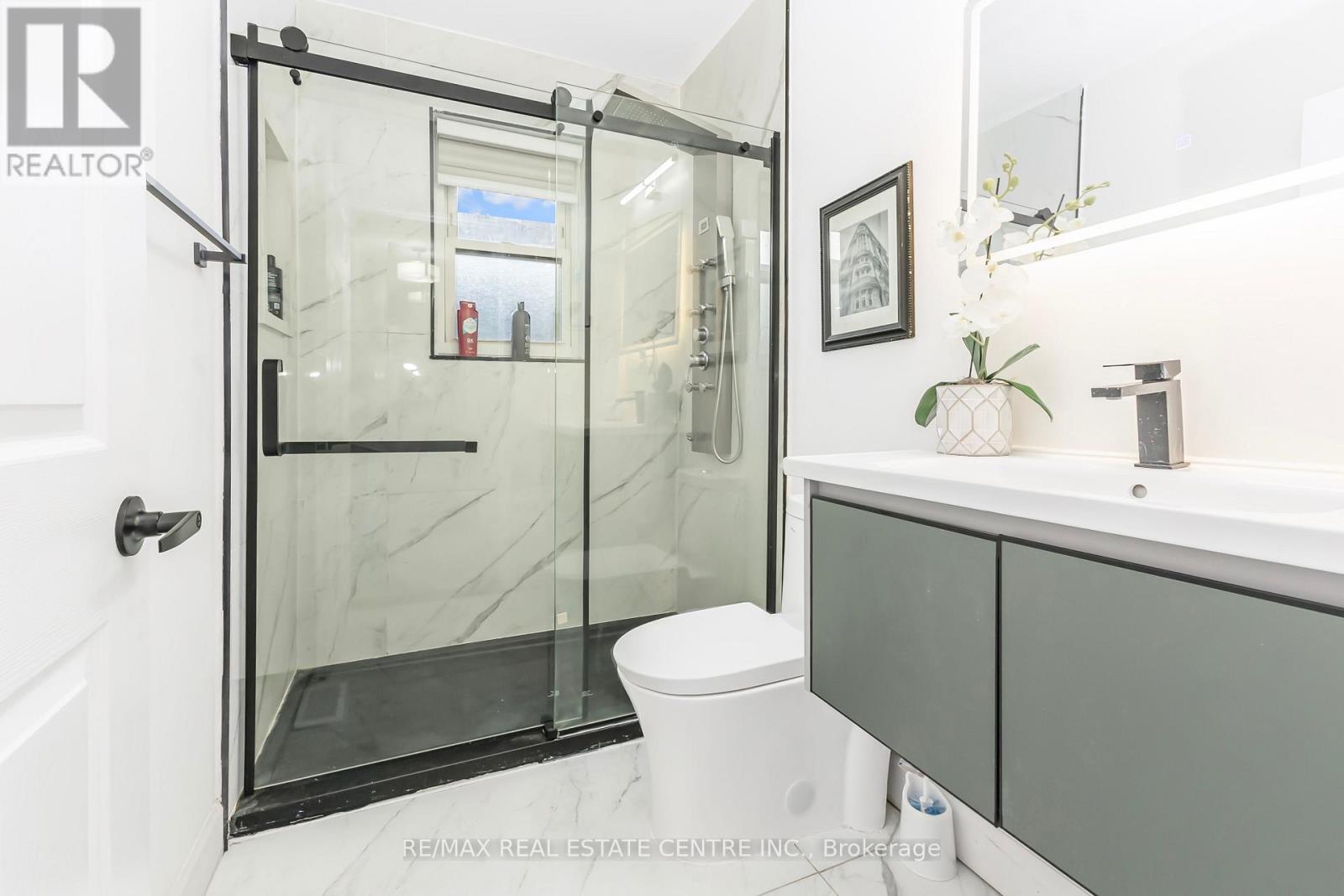 959 Mohawk Road E, Hamilton, Ontario  L8T 2R9 - Photo 26 - X12457299