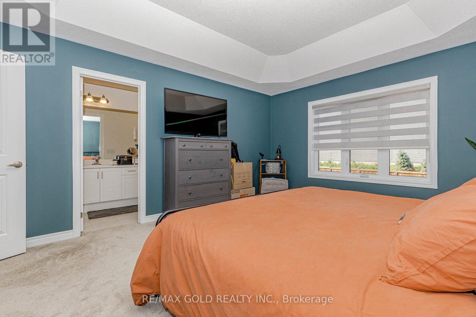 46 Reistwood Drive, Kitchener, Ontario  N2R 0N8 - Photo 22 - X12457336