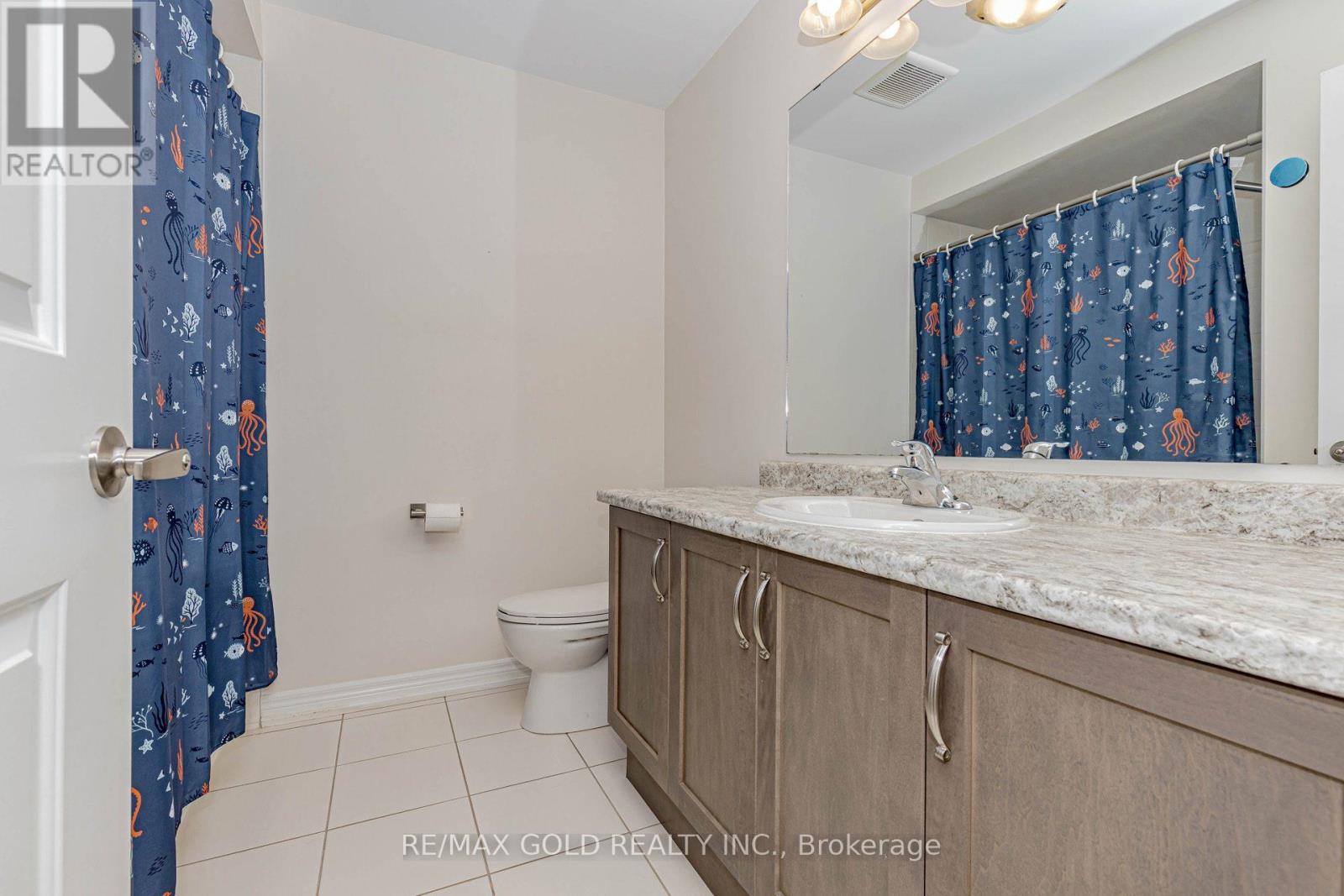 46 Reistwood Drive, Kitchener, Ontario  N2R 0N8 - Photo 29 - X12457336