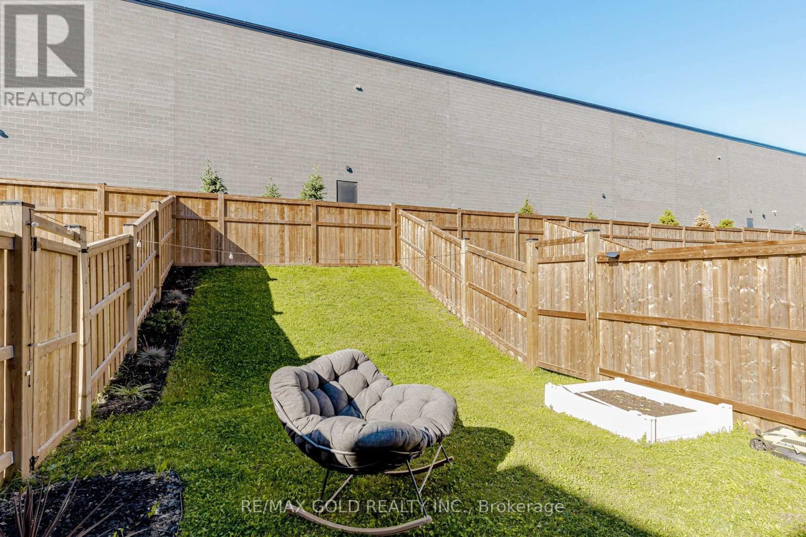 46 Reistwood Drive, Kitchener, Ontario  N2R 0N8 - Photo 34 - X12457336