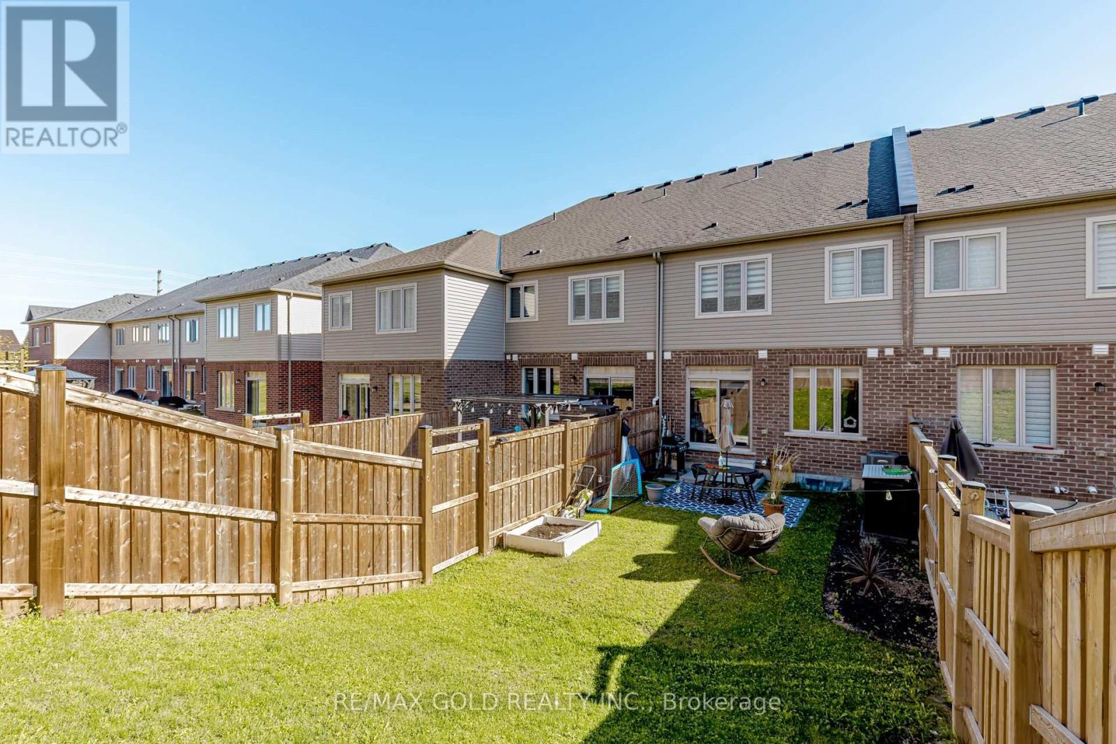 46 Reistwood Drive, Kitchener, Ontario  N2R 0N8 - Photo 35 - X12457336