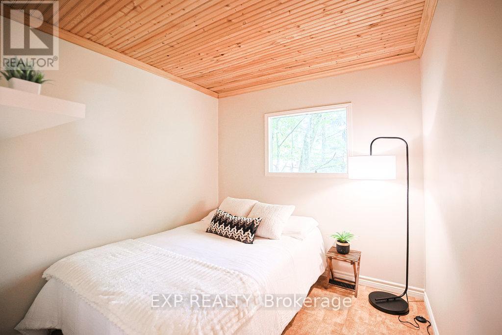 565 West Diamond Lake Road, Hastings Highlands, Ontario  K0L 2A0 - Photo 15 - X12457368