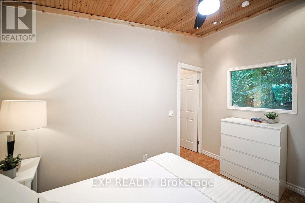 565 West Diamond Lake Road, Hastings Highlands, Ontario  K0L 2A0 - Photo 18 - X12457368