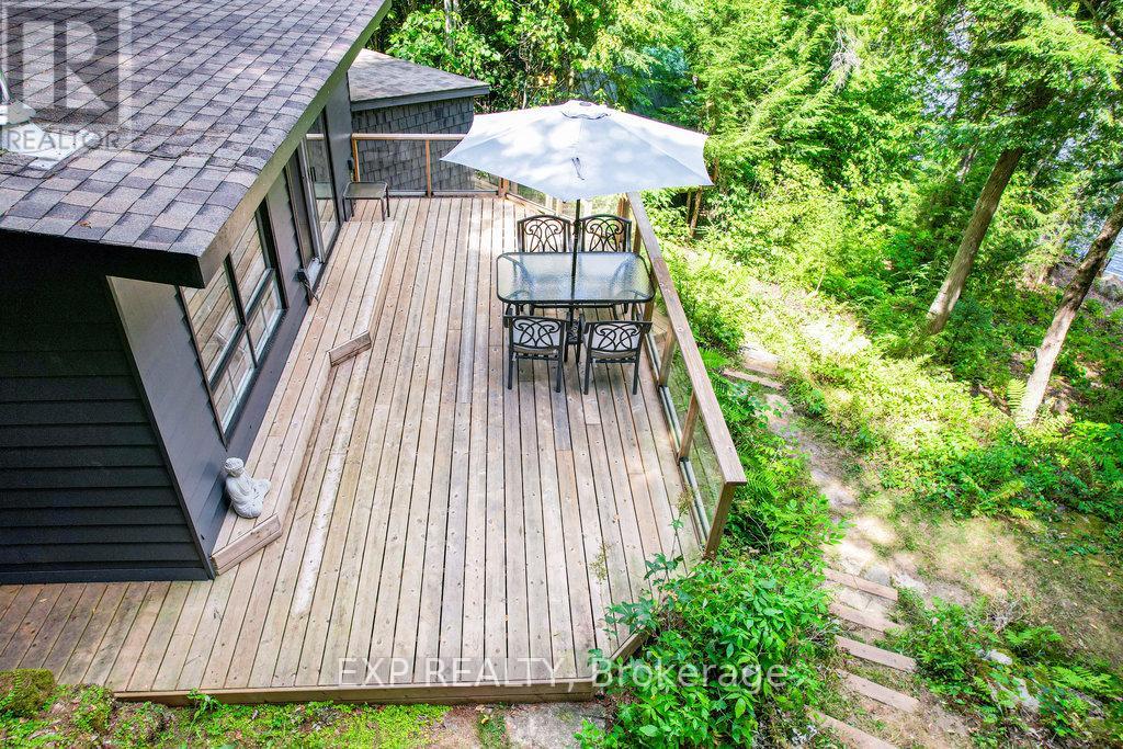 565 West Diamond Lake Road, Hastings Highlands, Ontario  K0L 2A0 - Photo 24 - X12457368