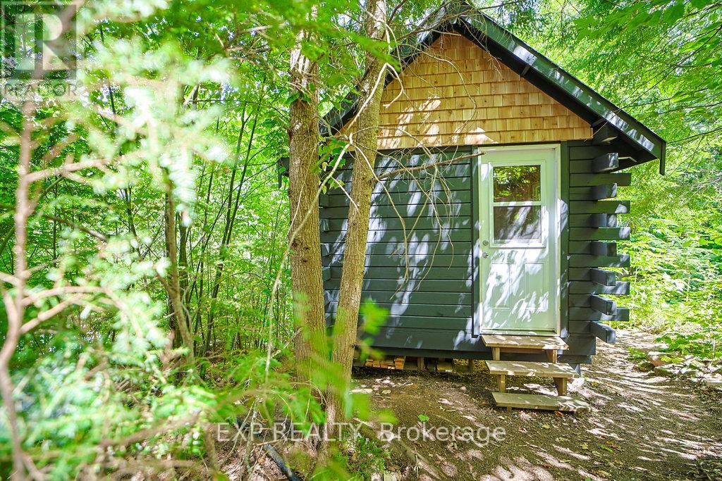 565 West Diamond Lake Road, Hastings Highlands, Ontario  K0L 2A0 - Photo 26 - X12457368