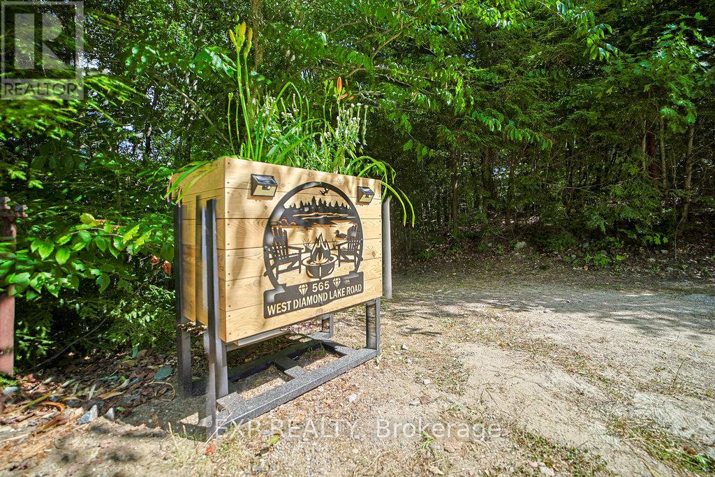 565 West Diamond Lake Road, Hastings Highlands, Ontario  K0L 2A0 - Photo 41 - X12457368