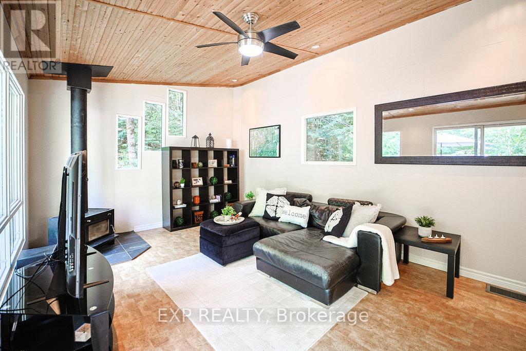 565 West Diamond Lake Road, Hastings Highlands, Ontario  K0L 2A0 - Photo 5 - X12457368