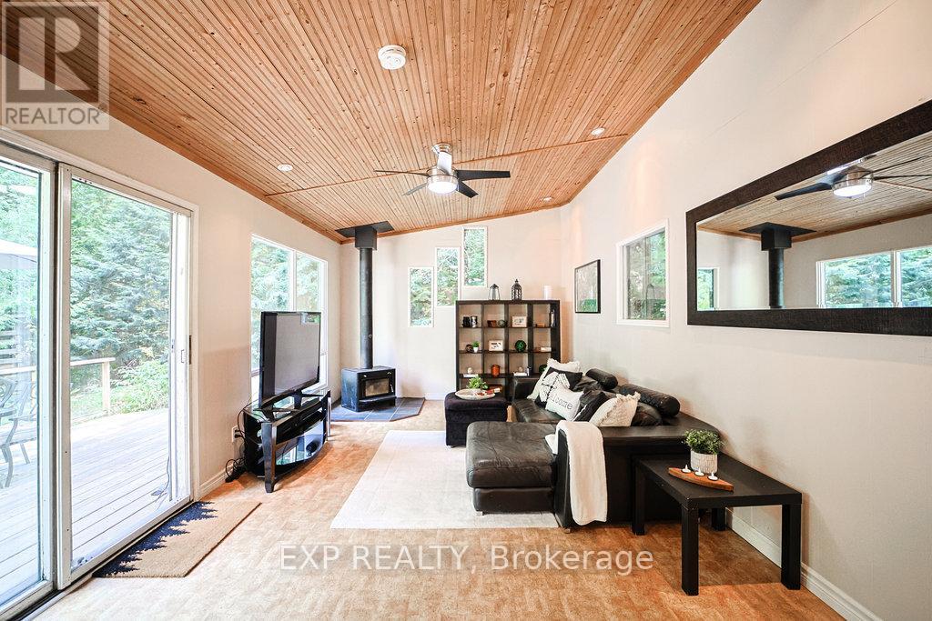 565 West Diamond Lake Road, Hastings Highlands, Ontario  K0L 2A0 - Photo 6 - X12457368
