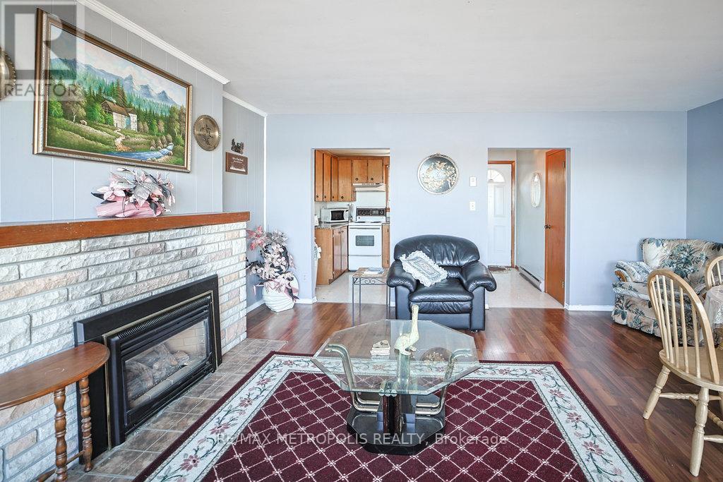 186 Pinedale Lane, Gravenhurst, Ontario  P1P 1B4 - Photo 47 - X12457381