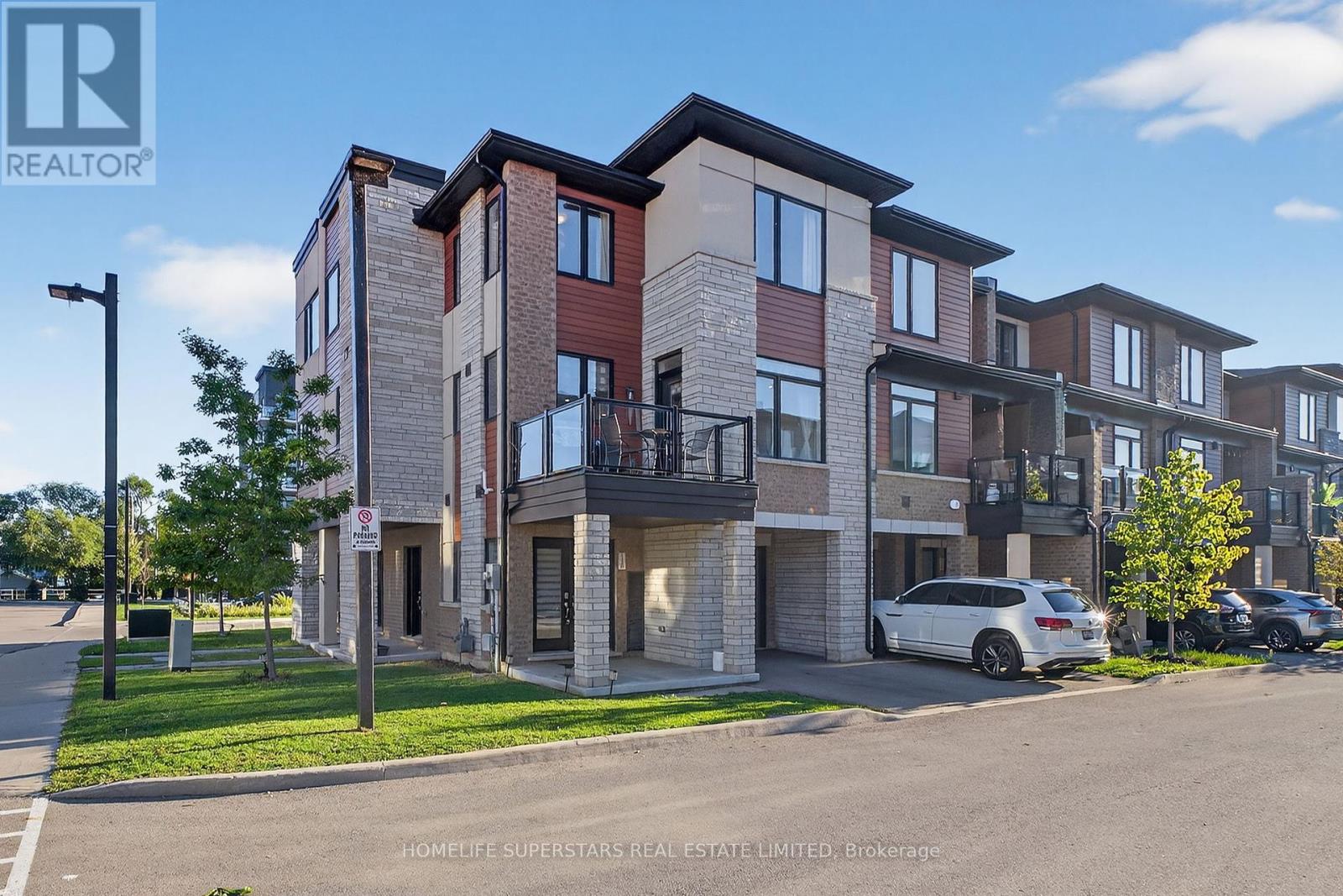 130 - 590 NORTH SERVICE ROAD, Hamilton, Ontario