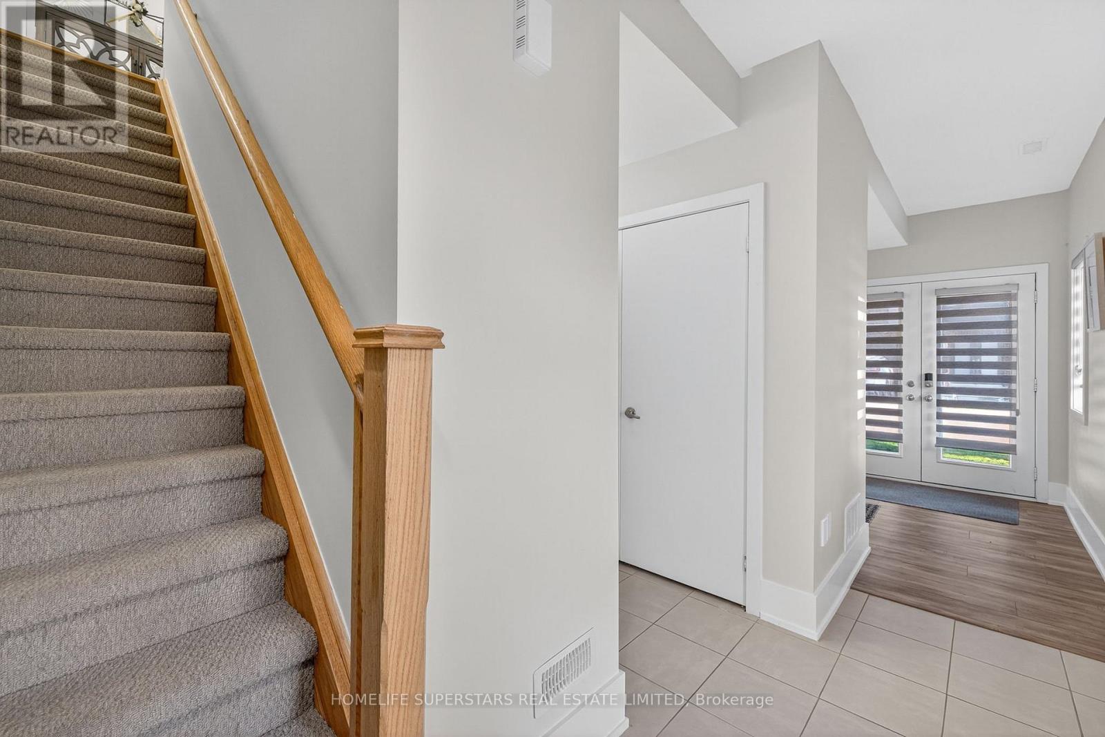 130 - 590 North Service Road, Hamilton, Ontario  L8E 0K5 - Photo 5 - X12457394