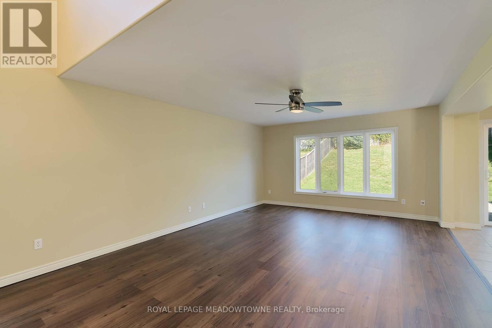 47 Plum Tree Lane, Grimsby, Ontario  L3M 5T5 - Photo 10 - X12457400