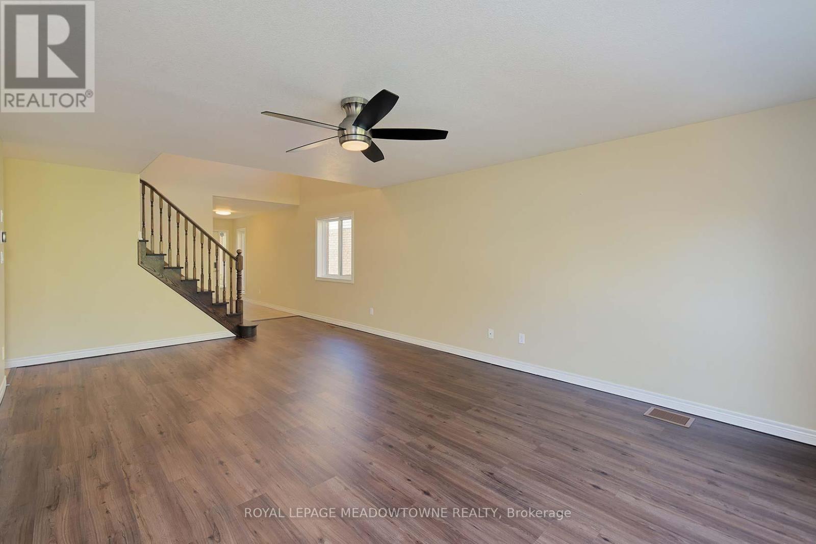 47 Plum Tree Lane, Grimsby, Ontario  L3M 5T5 - Photo 12 - X12457400