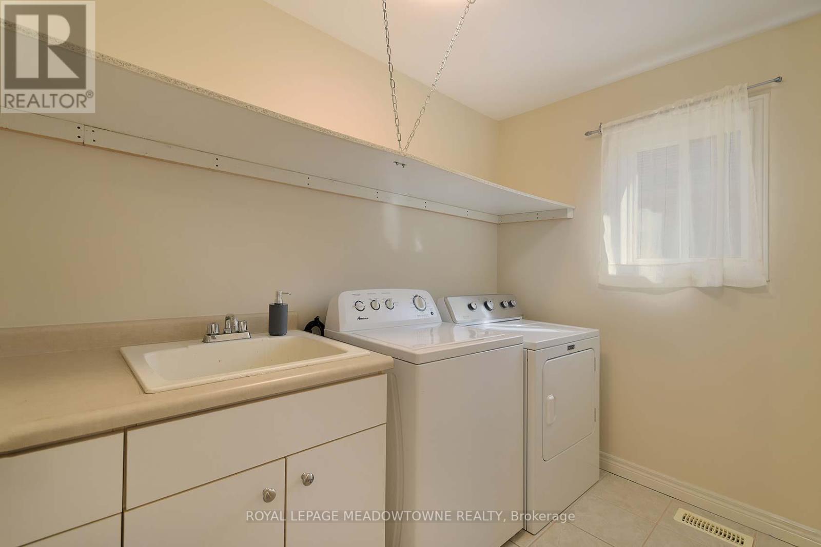 47 Plum Tree Lane, Grimsby, Ontario  L3M 5T5 - Photo 35 - X12457400