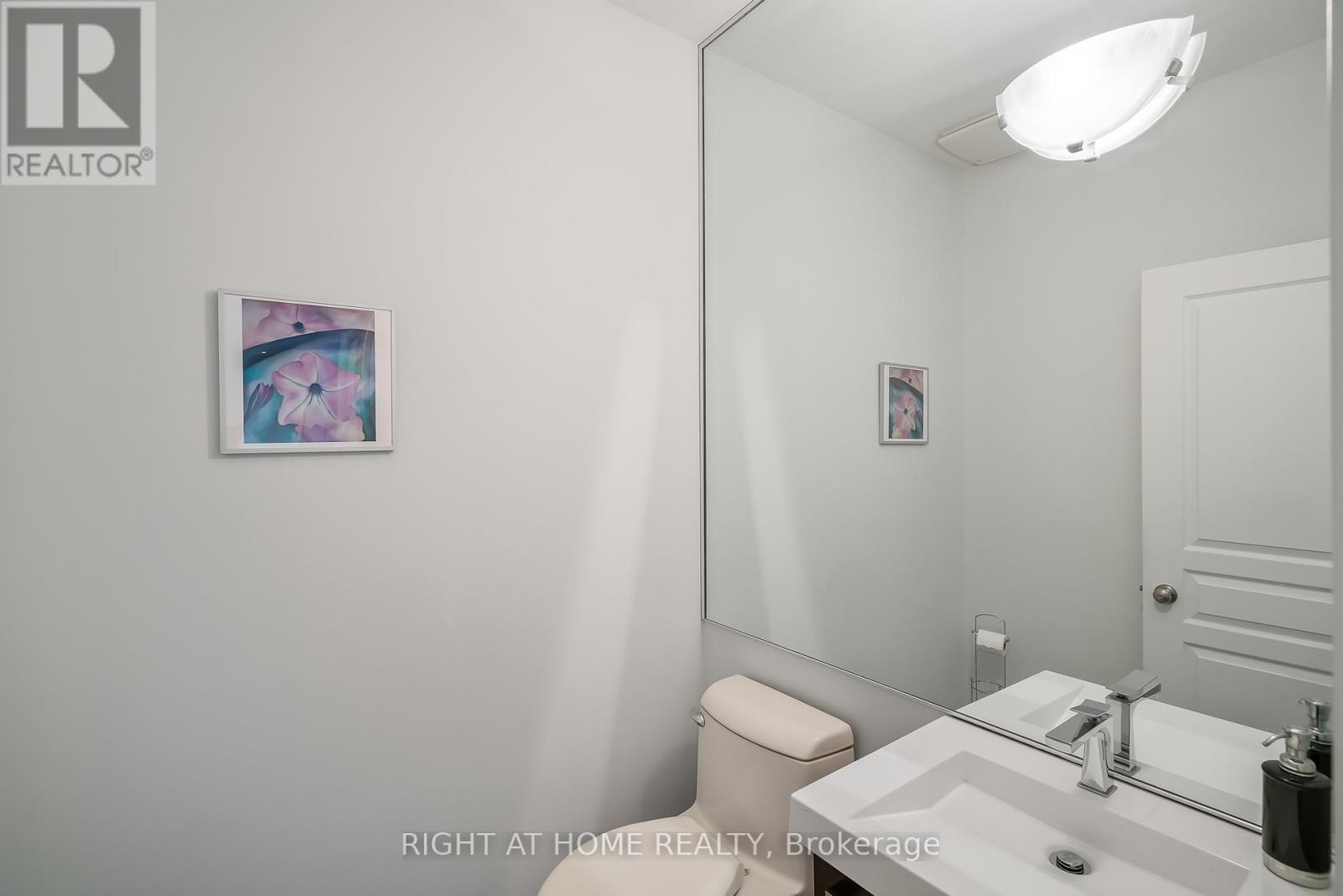 33 - 88 Lakeport Road, St. Catharines, Ontario  L2N 4P8 - Photo 18 - X12457419