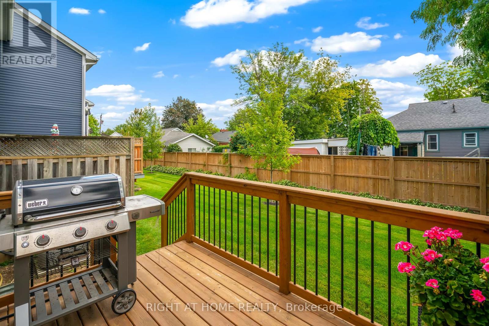 33 - 88 Lakeport Road, St. Catharines, Ontario  L2N 4P8 - Photo 37 - X12457419