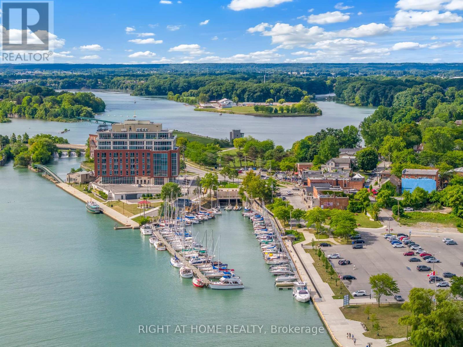 33 - 88 Lakeport Road, St. Catharines, Ontario  L2N 4P8 - Photo 44 - X12457419