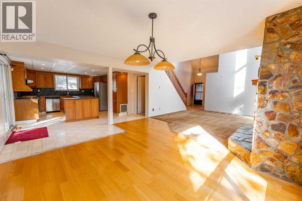 Property at 320 Collinge Road image 3