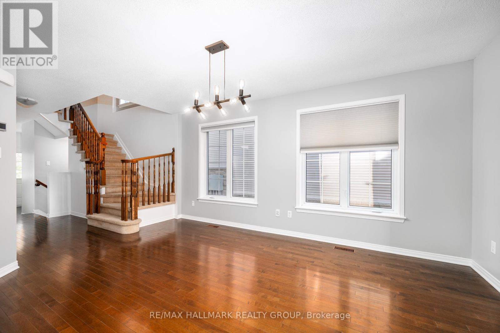 306 Tabaret Street, Ottawa, Ontario  K2M 0B8 - Photo 7 - X12457455
