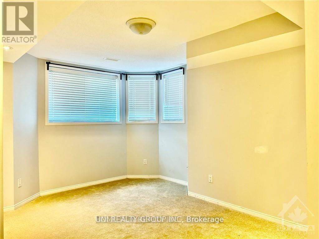 840 Longfields Drive, Ottawa, Ontario  K2J 0J3 - Photo 11 - X12457470