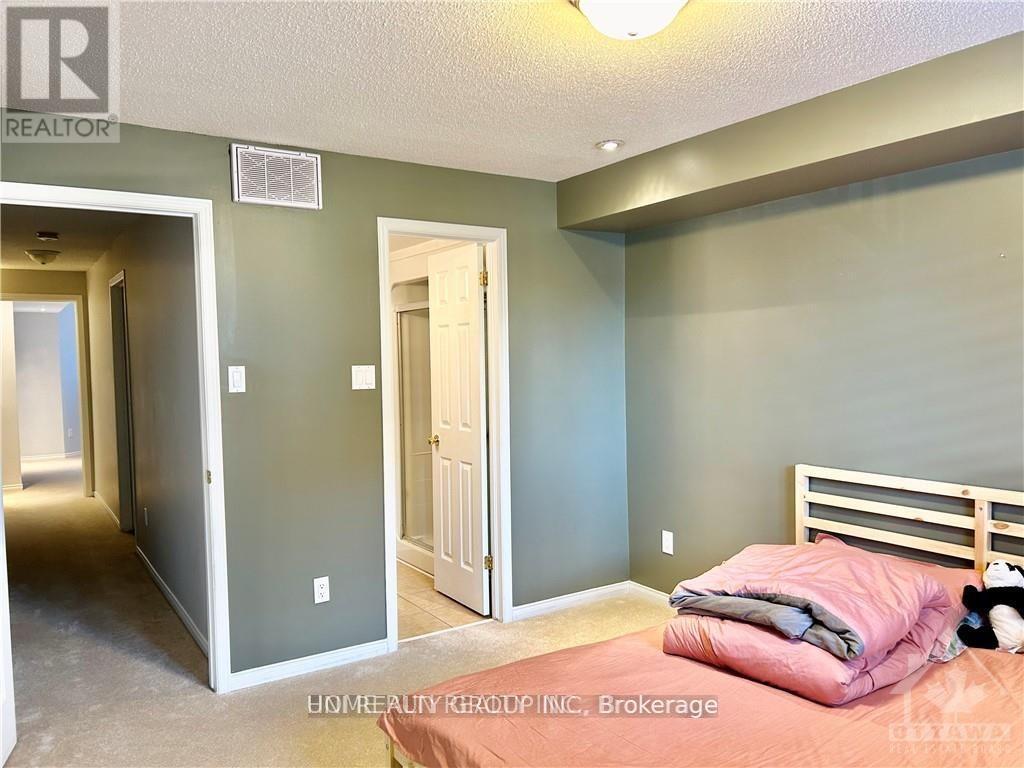 840 Longfields Drive, Ottawa, Ontario  K2J 0J3 - Photo 16 - X12457470