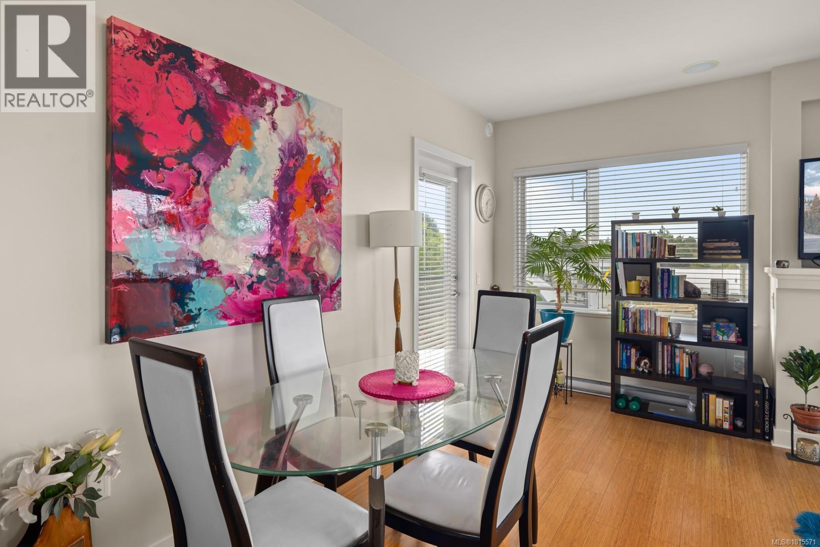 310 4394 West Saanich Rd, Saanich, British Columbia  V8Z 3E9 - Photo 13 - 1015571