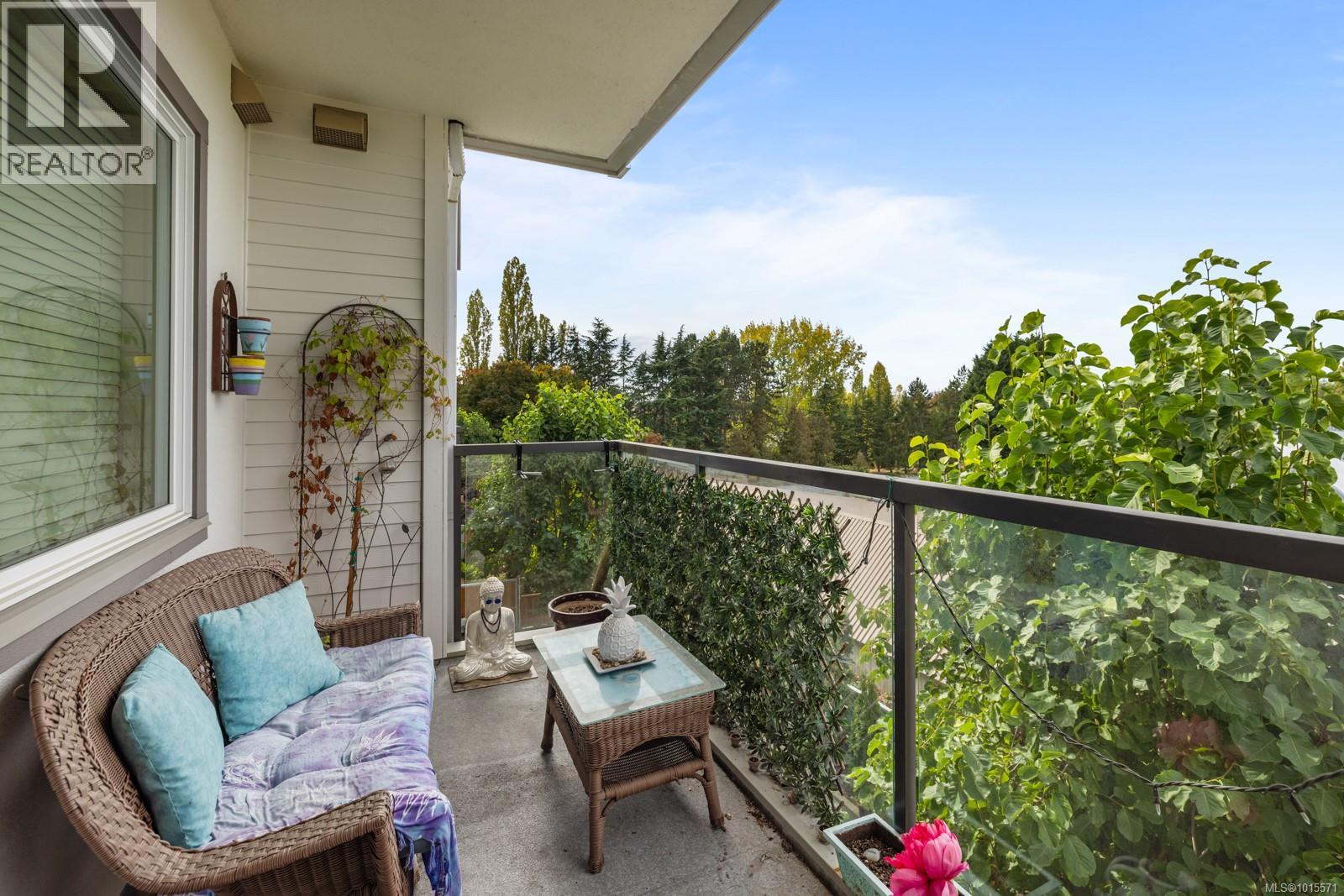 310 4394 West Saanich Rd, Saanich, British Columbia  V8Z 3E9 - Photo 14 - 1015571