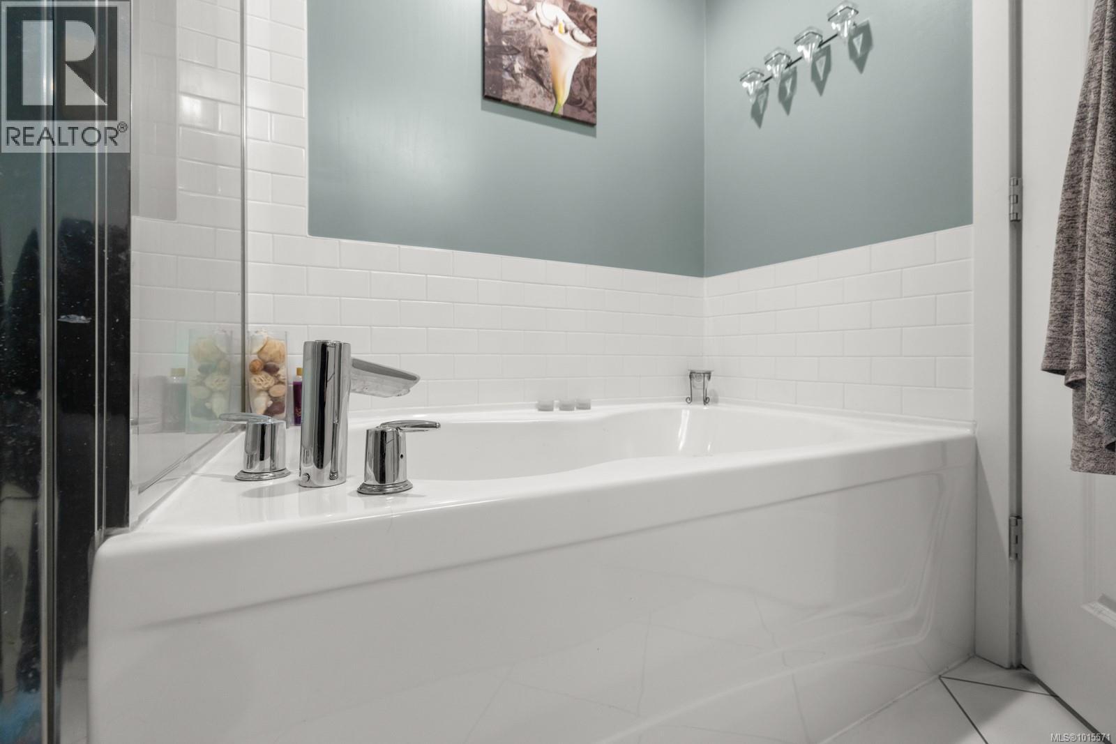310 4394 West Saanich Rd, Saanich, British Columbia  V8Z 3E9 - Photo 20 - 1015571