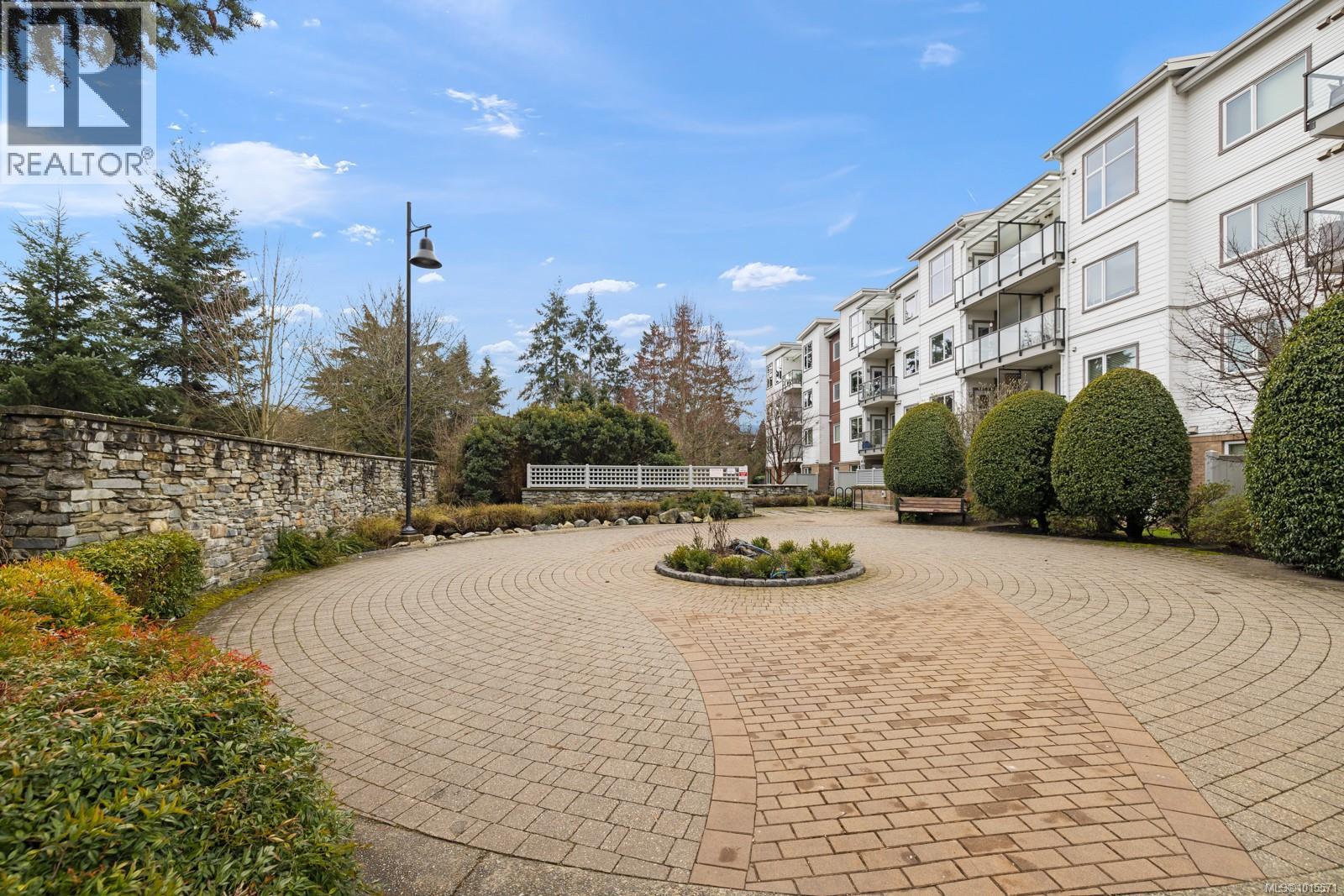310 4394 West Saanich Rd, Saanich, British Columbia  V8Z 3E9 - Photo 25 - 1015571