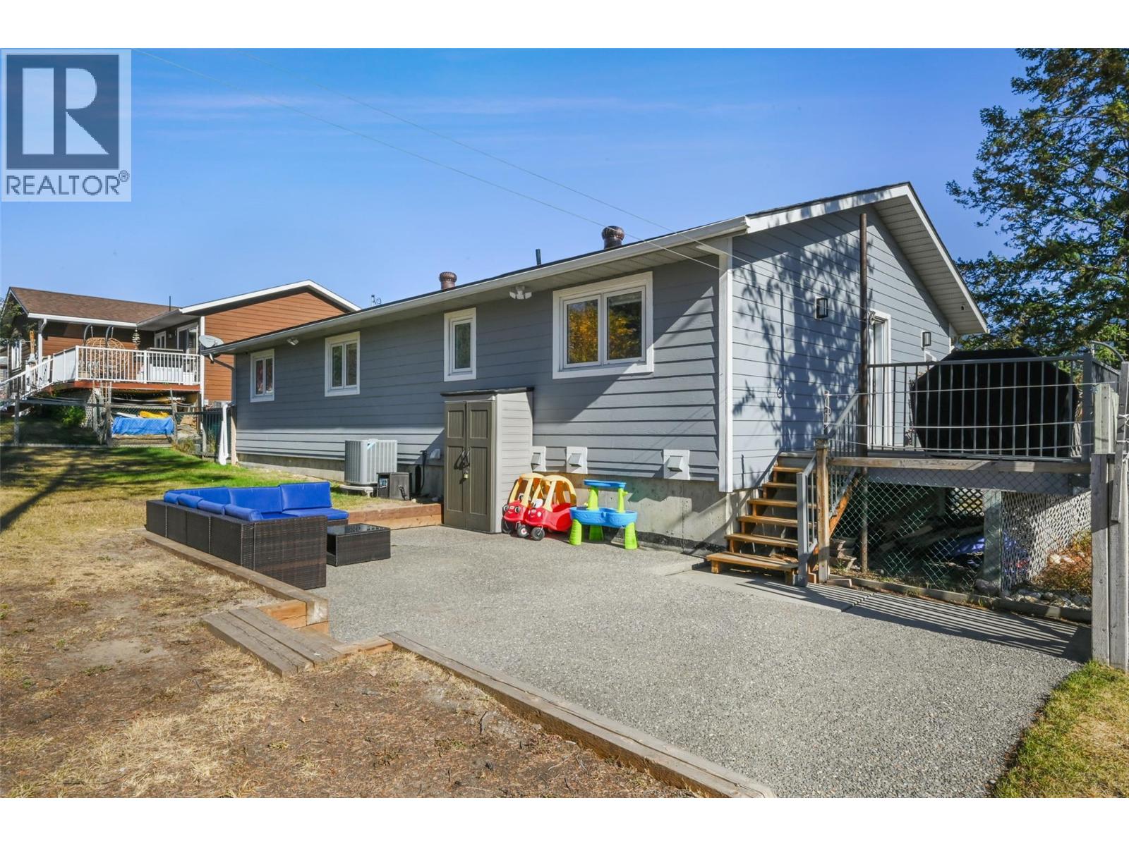 208 7th Avenue, Invermere, British Columbia  V0A 1K4 - Photo 2 - 10365596