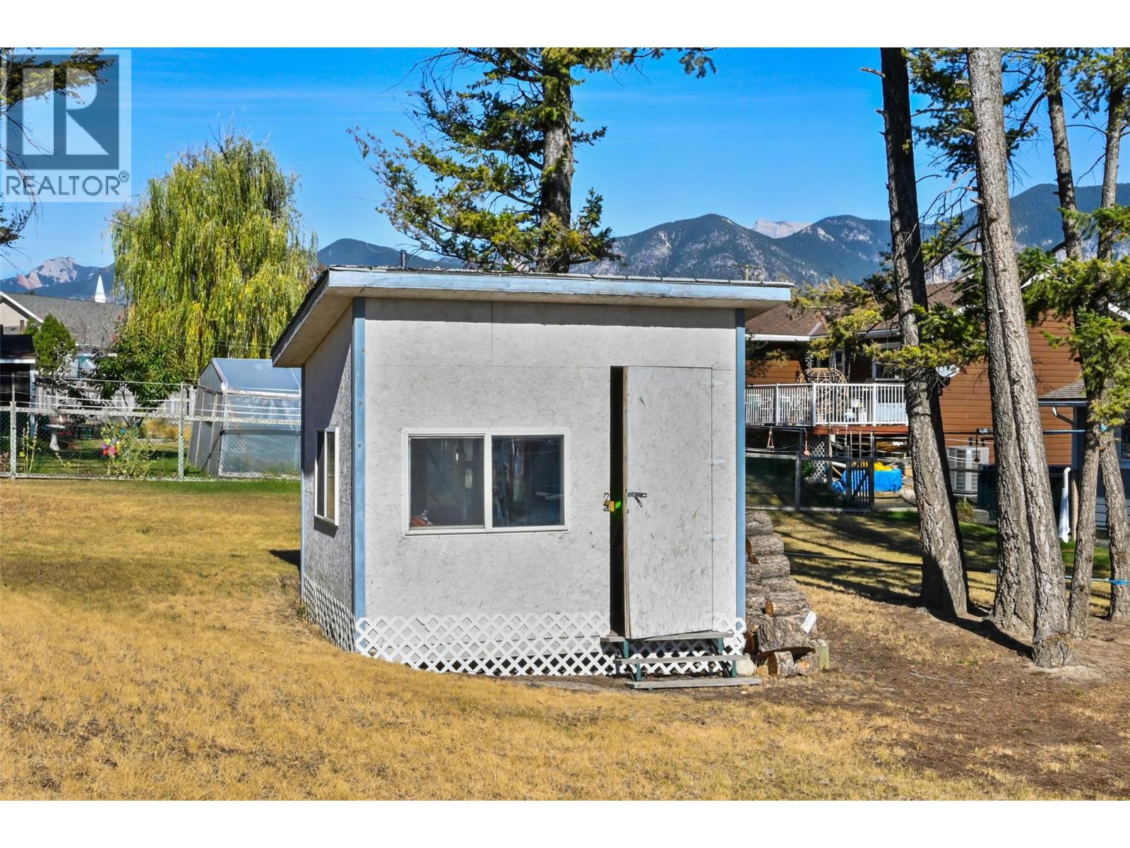 208 7th Avenue, Invermere, British Columbia  V0A 1K4 - Photo 39 - 10365596