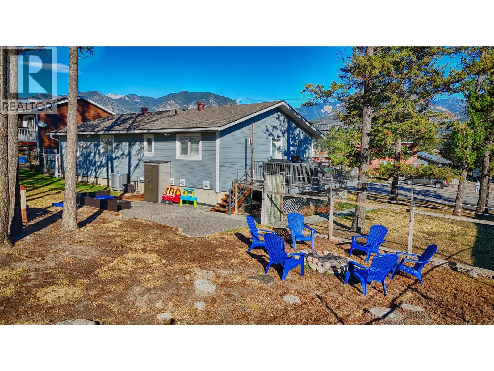 208 7th Avenue, Invermere, British Columbia  V0A 1K4 - Photo 50 - 10365596