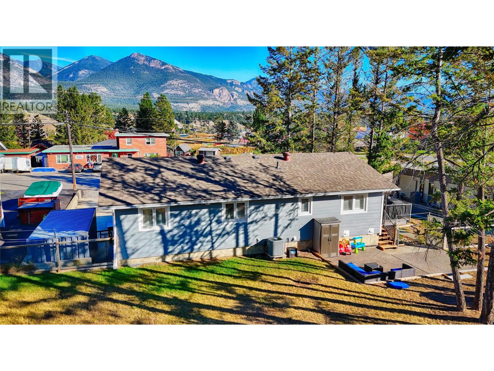 208 7th Avenue, Invermere, British Columbia  V0A 1K4 - Photo 53 - 10365596