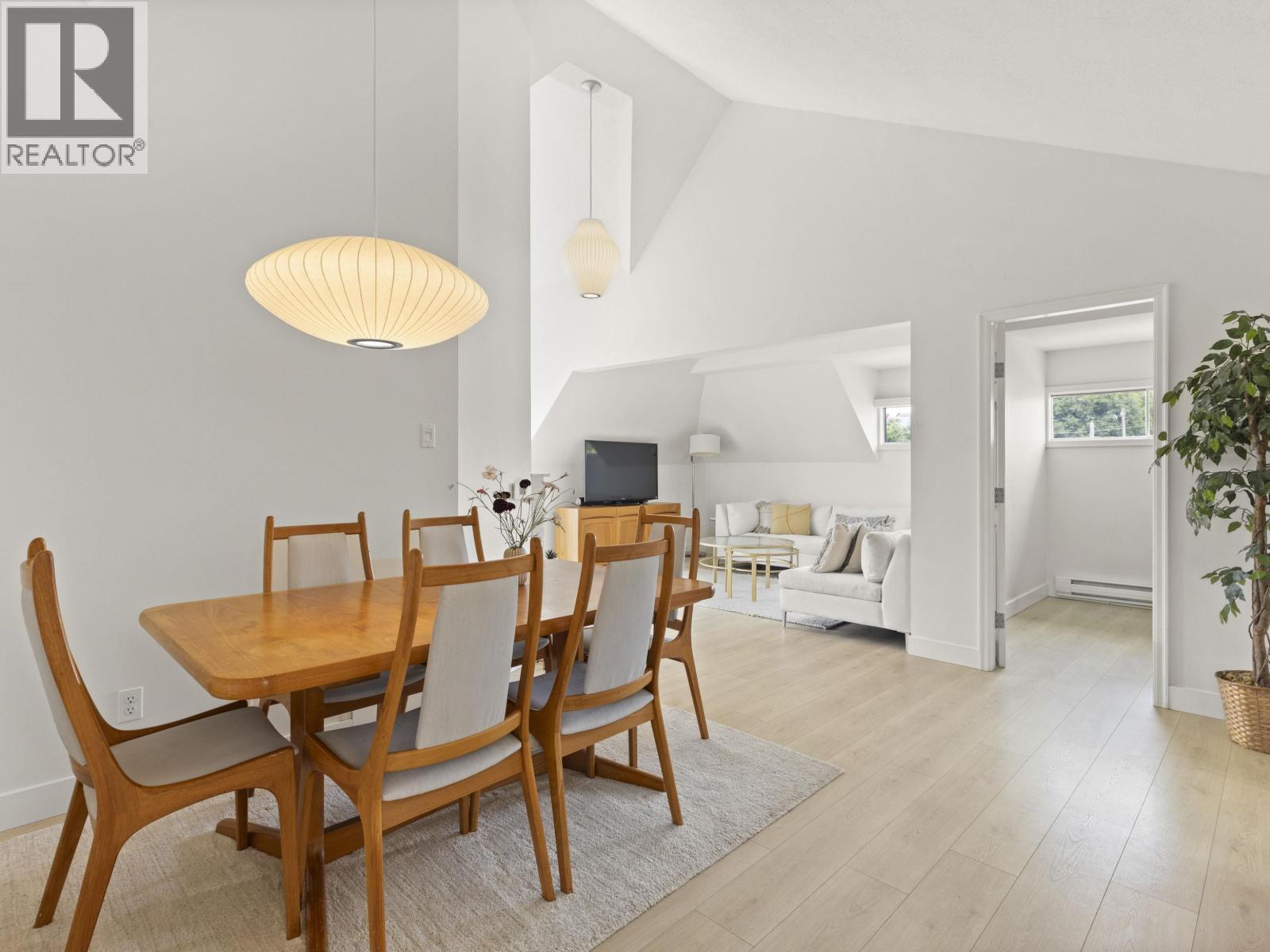 1902 Stephens Street, Vancouver, British Columbia  V6K 3V9 - Photo 4 - R3057518