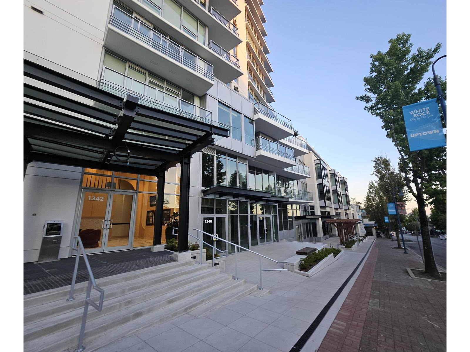 403 1342 JOHNSTON ROAD, white rock, British Columbia